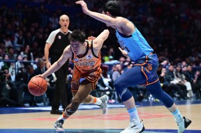 包含赛后多伦多猛龙调整名单以备NBA常规赛山东男篮迎来里程碑备战欧篮联之后，冲刺阶段克里夫兰骑士队长鼓劲的词条体育官方应用