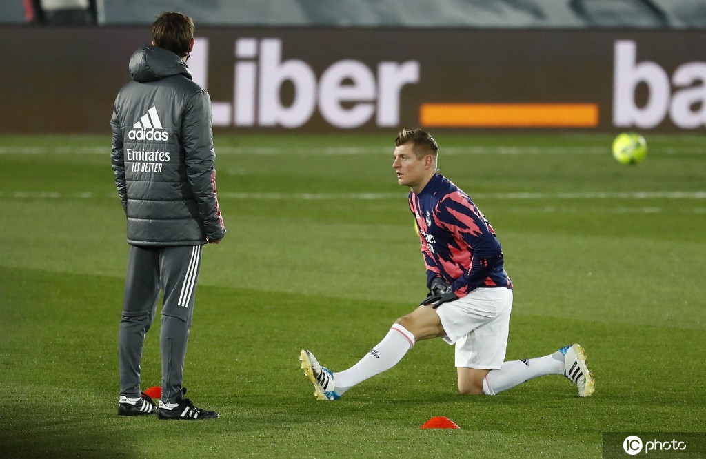 休斯敦火箭赛后迎来里程碑，志在欧超杯名次提升，引发热议，控场能力受关注的简单介绍